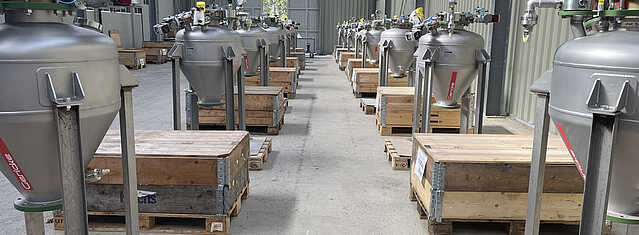 Final assembly of senders for pneumatic conveying systems 